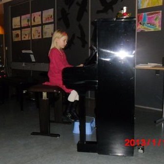 gallery50cee4e44d918jpg