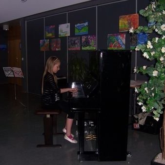 gallery4bebbf963c0a1jpg
