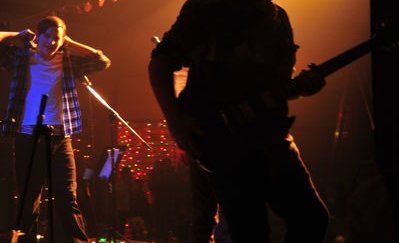 Samvest- söngur, ball og sigur.